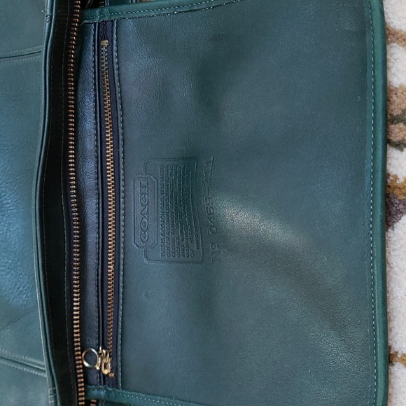 Vintage Coach Monterey Hunter Green Leather Hobo Bag - Picture 11 of 16